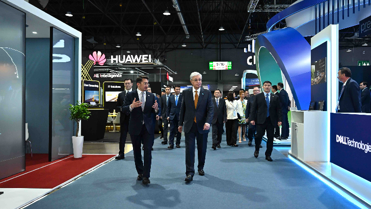 Мемлекет басшысы GITEX AI Central Asia & Caucasus көрмесіне барды